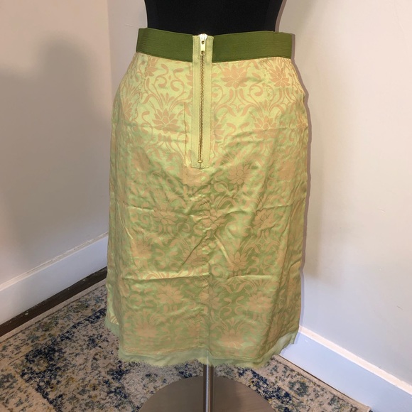 Unique Skirt with Intricate Bead Appliqués NWT! - Picture 6 of 7